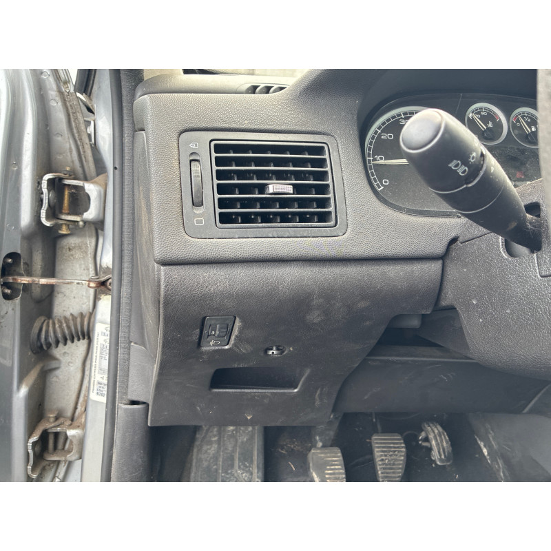 Leve vitre electrique avant gauche PEUGEOT 307 Photo n°20
