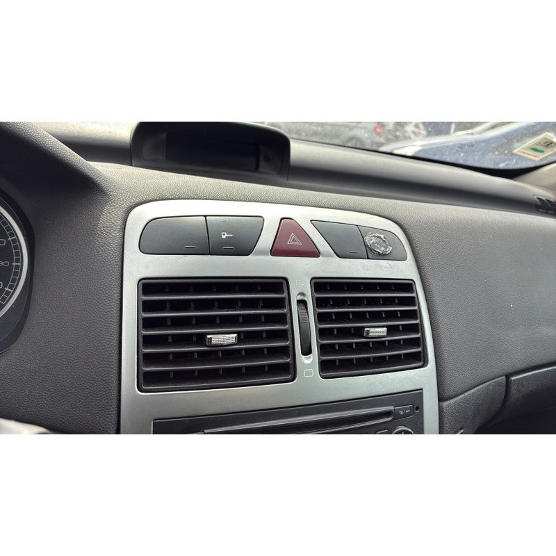 Custode arriere gauche PEUGEOT 307 Photo n°20