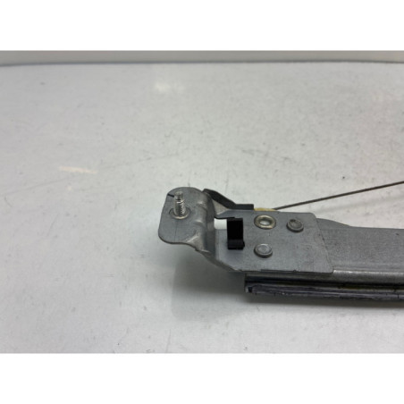 Leve vitre electrique avant gauche RENAULT CLIO 4 Photo n°1