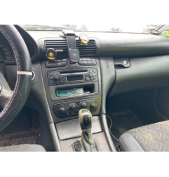 Optique avant principal droit (feux)(phare) MERCEDES CLASSE C 203