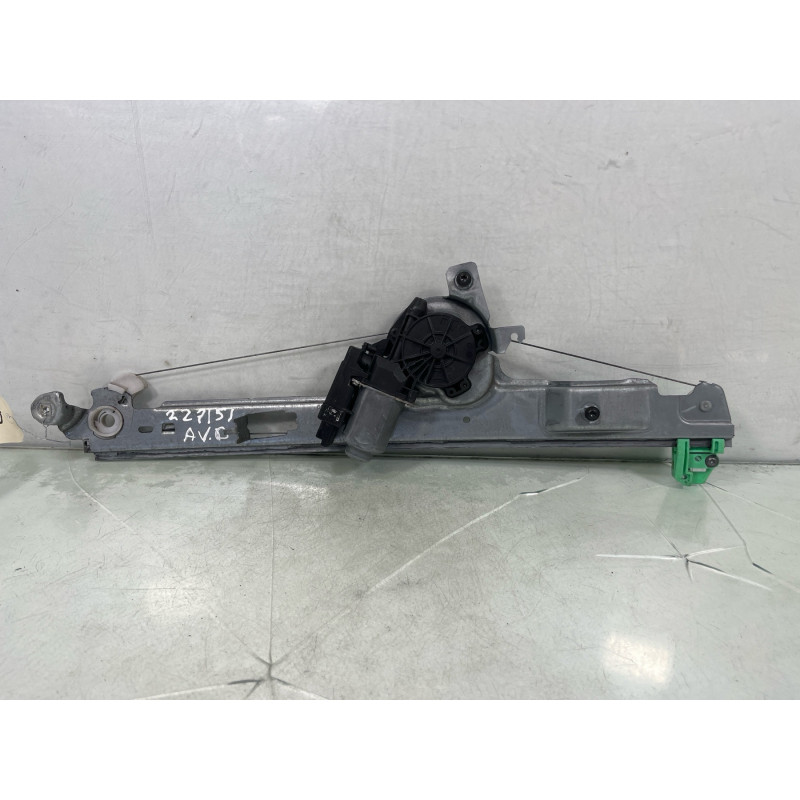 Leve vitre electrique avant droit RENAULT SCENIC 2 Photo n°3