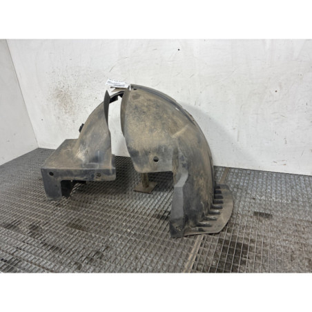 Pare boue avant gauche RENAULT TRAFIC 2