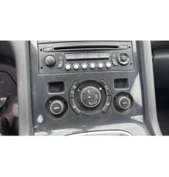 Custode avant gauche (porte) PEUGEOT 5008 1