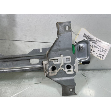 Leve vitre electrique avant droit PEUGEOT 5008 1