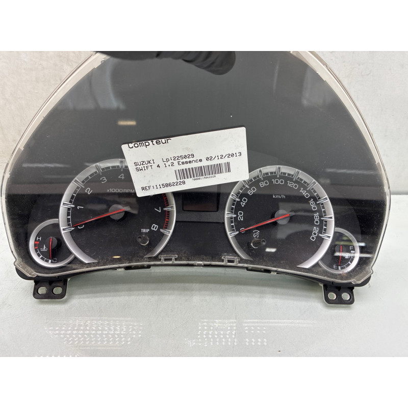 Compteur SUZUKI SWIFT 4 Photo n°1