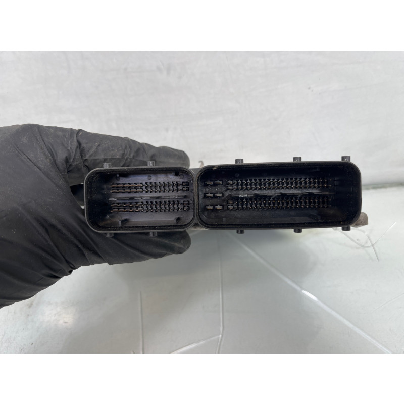 Calculateur moteur PEUGEOT BIPPER Photo n°1