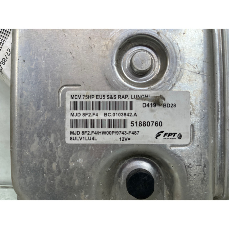 Calculateur moteur PEUGEOT BIPPER Photo n°4