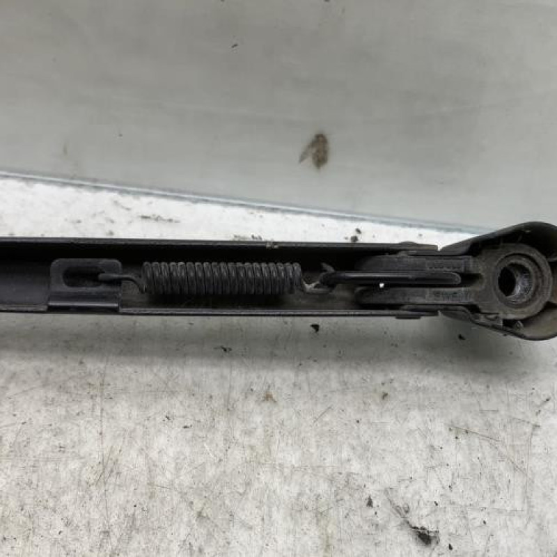 Bras essuie glace arriere BMW SERIE 1 E81 Photo n°3