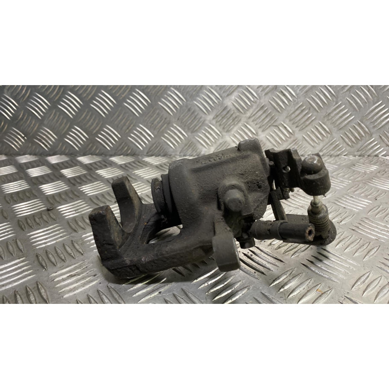 Etrier arriere droit (freinage) VOLKSWAGEN TOURAN 2 Photo n°2