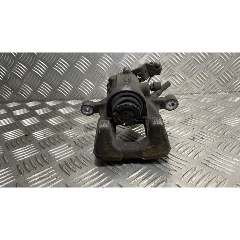 Etrier arriere droit (freinage) VOLKSWAGEN TOURAN 2 Photo n°4