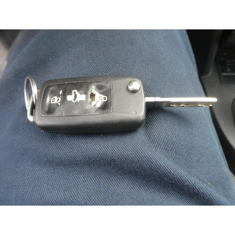 Etrier arriere droit (freinage) VOLKSWAGEN TOURAN 2 Photo n°6