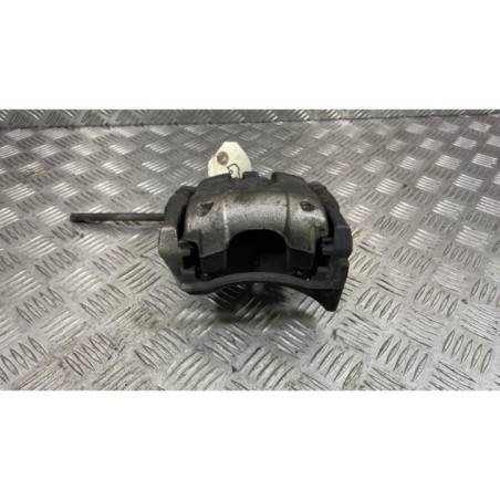 Etrier avant droit (freinage) RENAULT CLIO 5