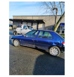 Etrier avant droit (freinage) PEUGEOT 306