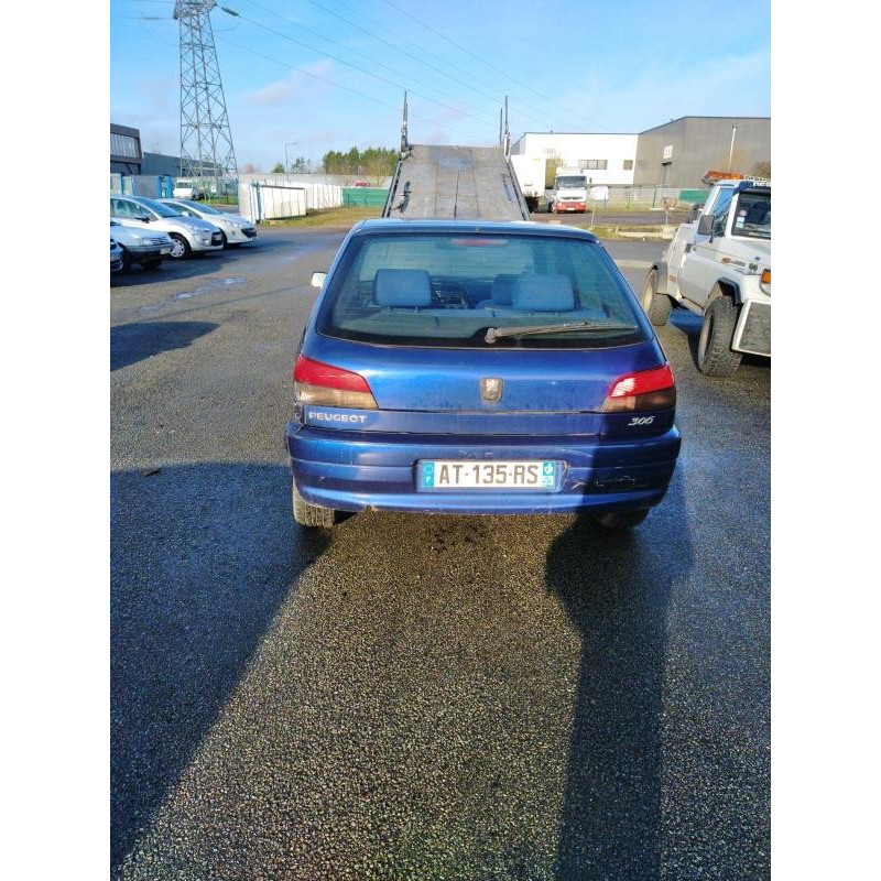 Etrier avant droit (freinage) PEUGEOT 306 Photo n°8