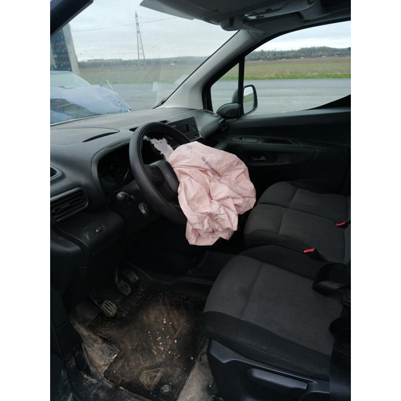 Leve vitre electrique avant gauche CITROEN BERLINGO 3 M Photo n°5