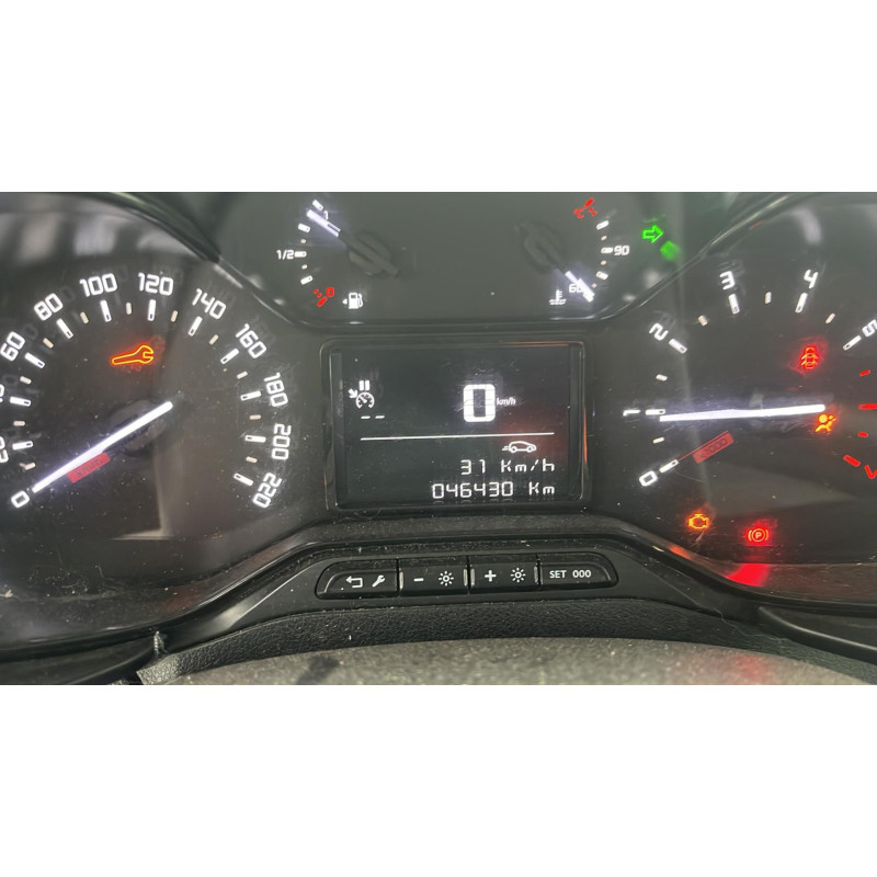 Leve vitre electrique avant gauche CITROEN BERLINGO 3 M Photo n°9