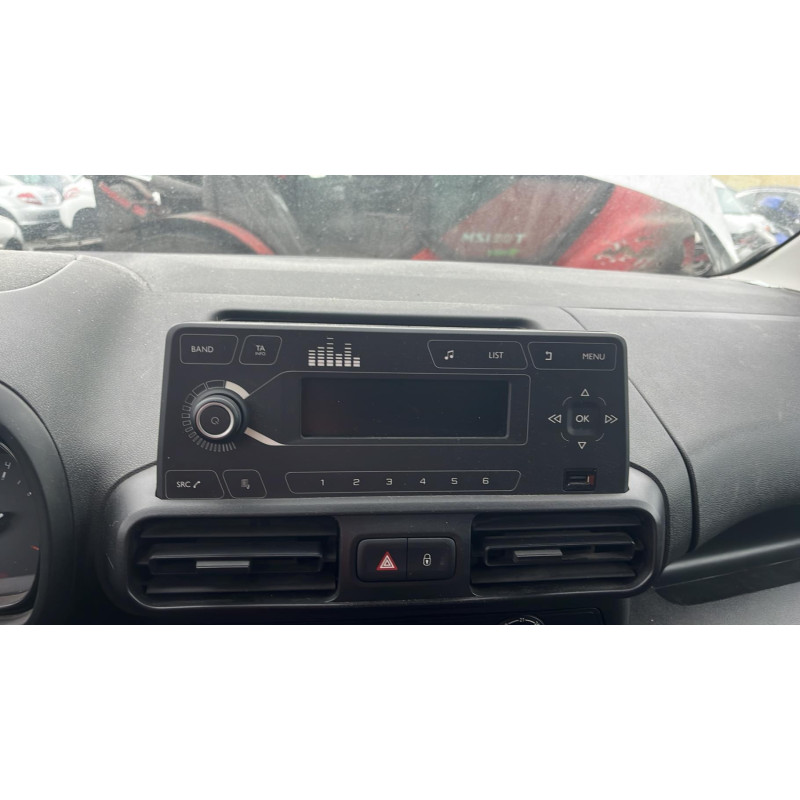 Leve vitre electrique avant gauche CITROEN BERLINGO 3 M Photo n°14