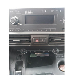 Leve vitre electrique avant gauche CITROEN BERLINGO 3 M