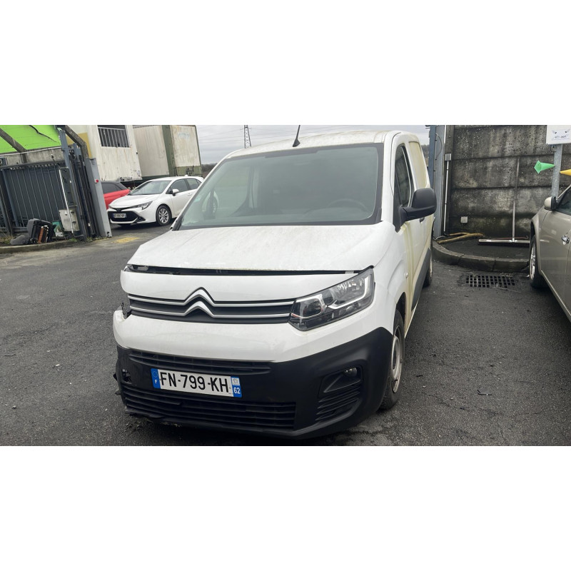 Leve vitre electrique avant gauche CITROEN BERLINGO 3 M Photo n°18