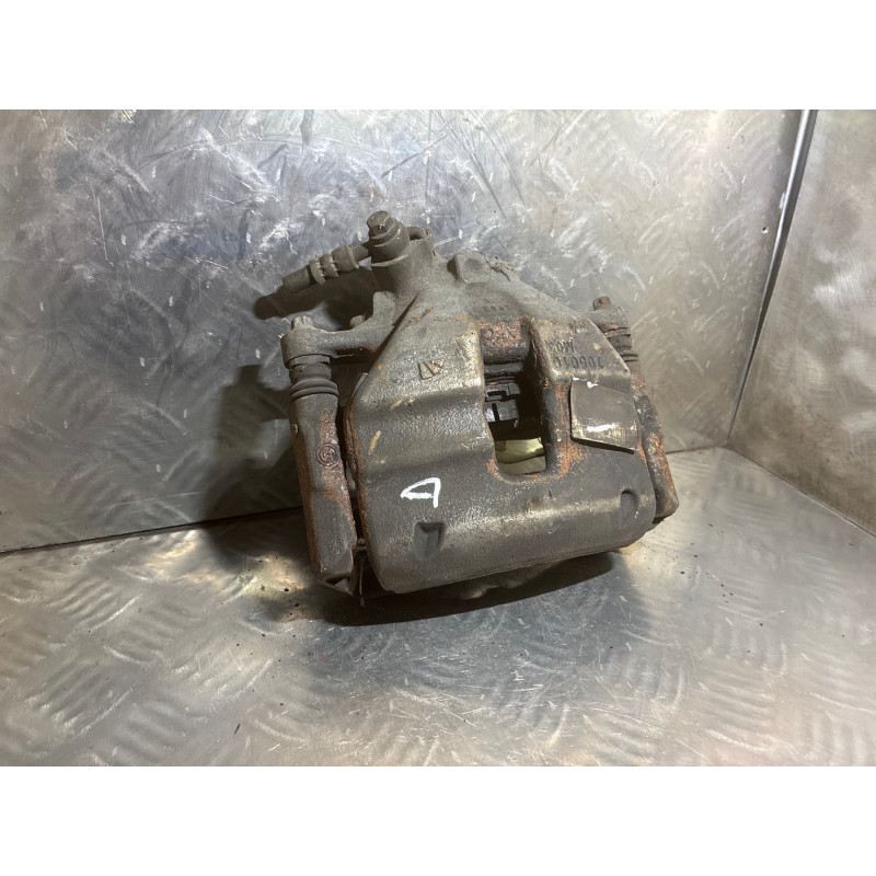 Etrier avant droit (freinage) PEUGEOT 308 2 SW Photo n°3