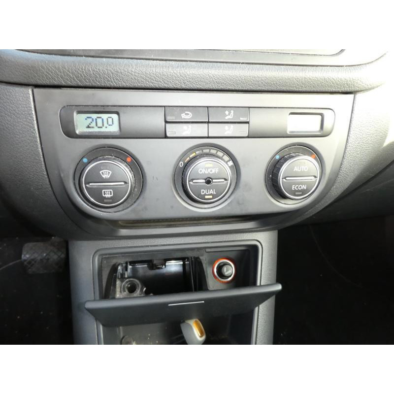 Moto ventilateur radiateur VOLKSWAGEN GOLF PLUS Photo n°8