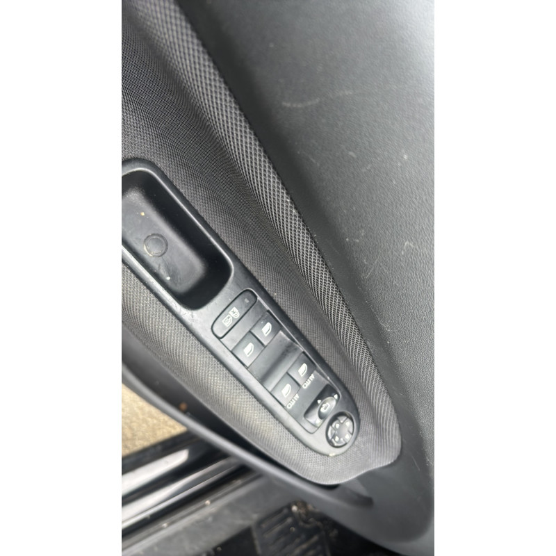 Bouton de coffre CITROEN C3 PICASSO Photo n°18