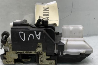 Serrure avant droit PEUGEOT 406