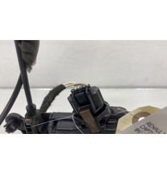 Serrure avant droit RENAULT CAPTUR 1
