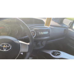 Poignee porte avant gauche TOYOTA YARIS 3