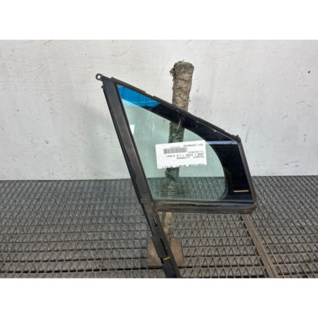 Custode avant droit (porte) PEUGEOT 3008 1