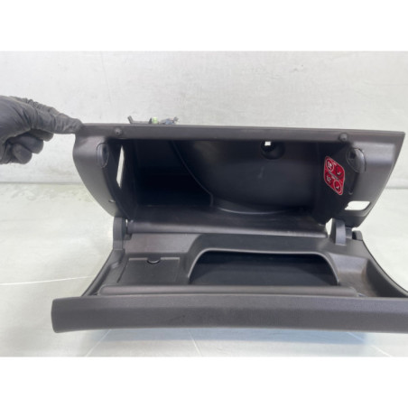 Boite a gants PEUGEOT 3008 1