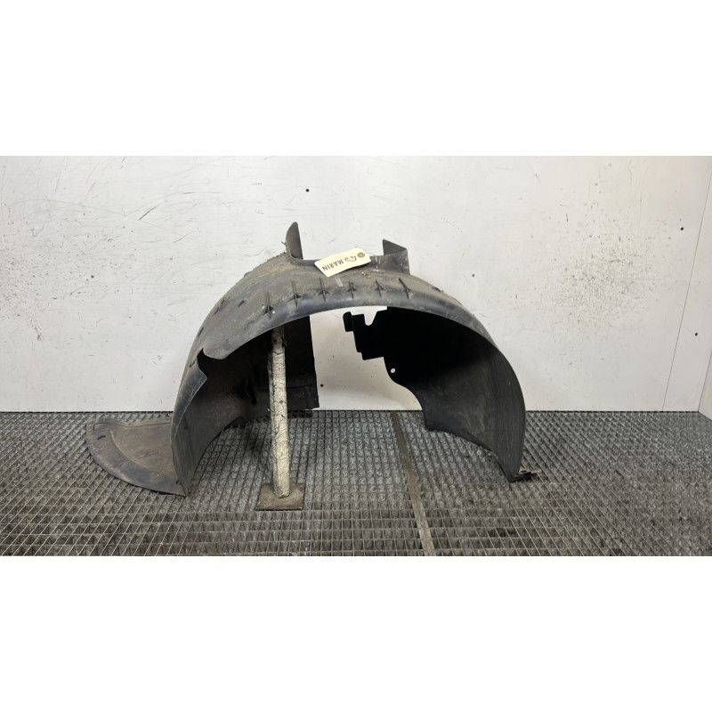Pare boue avant gauche PEUGEOT 307 Photo n°4