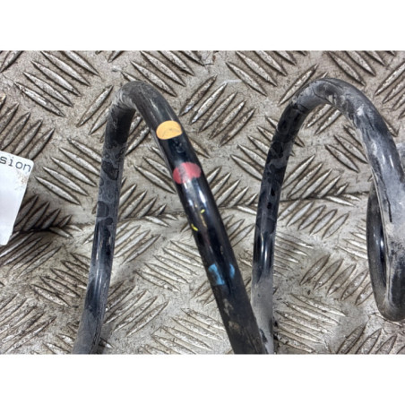 Ressort de suspension arriere gauche PEUGEOT 3008 2