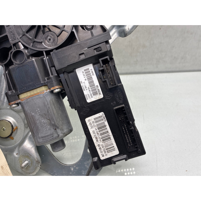 Leve vitre electrique avant gauche RENAULT SCENIC 3 Photo n°2