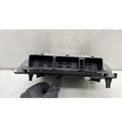 Calculateur moteur PEUGEOT 407