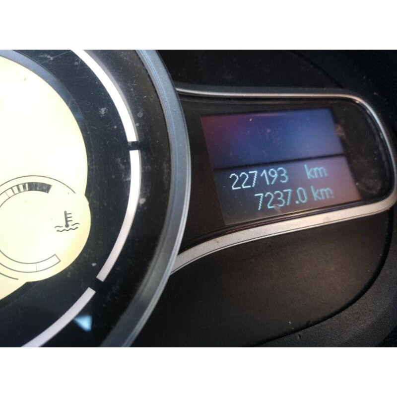 Porte avant gauche RENAULT MEGANE 3 Photo n°10