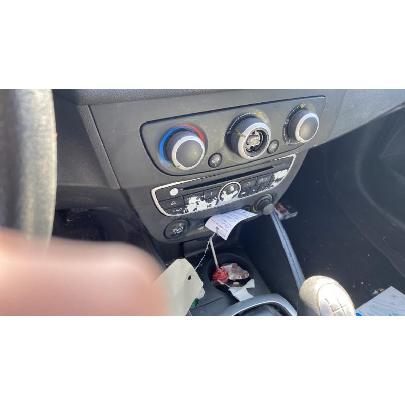 Porte avant gauche RENAULT MEGANE 3 Photo n°20