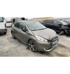 Anti brouillard gauche (feux) PEUGEOT 208 1