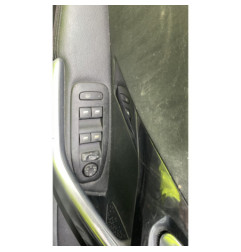 Anti brouillard gauche (feux) PEUGEOT 208 1