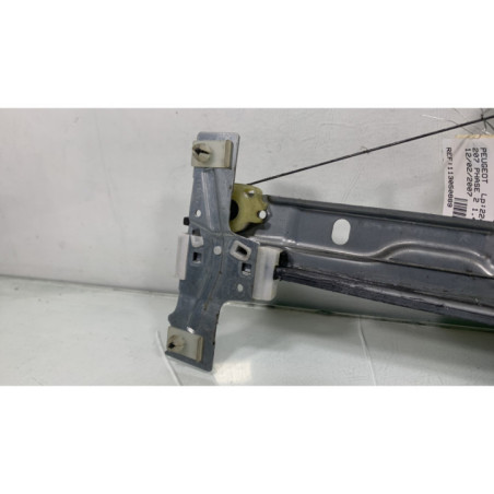 Leve vitre electrique avant droit PEUGEOT 207