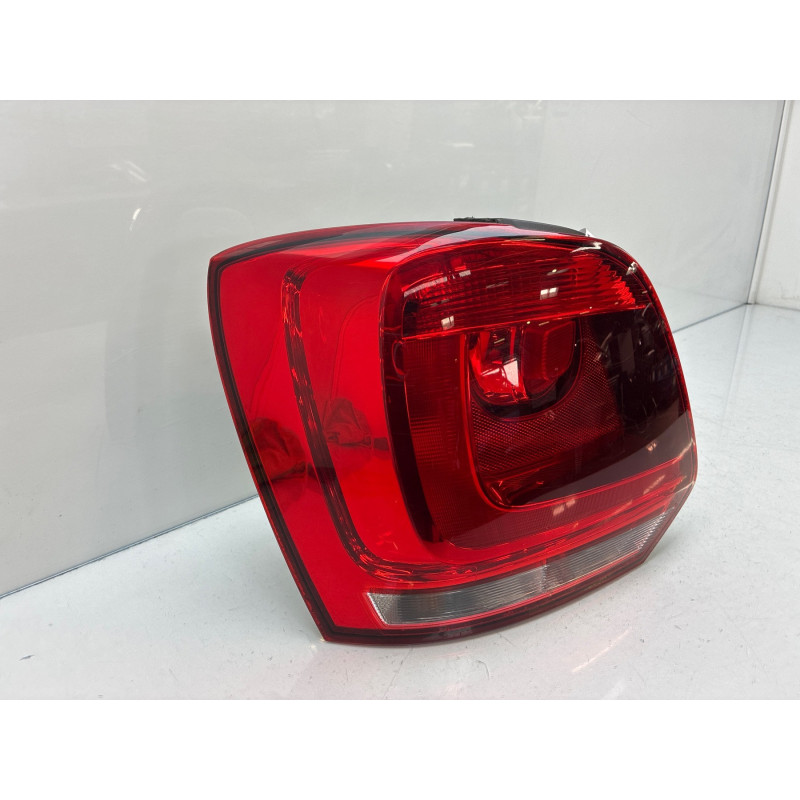 Feu arriere principal gauche (feux) VOLKSWAGEN POLO 5 Photo n°5