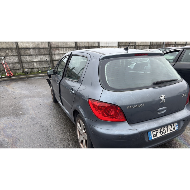 Pretensionneur de ceinture avant droit PEUGEOT 307 Photo n°8