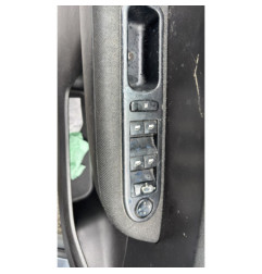Pretensionneur de ceinture avant droit PEUGEOT 307