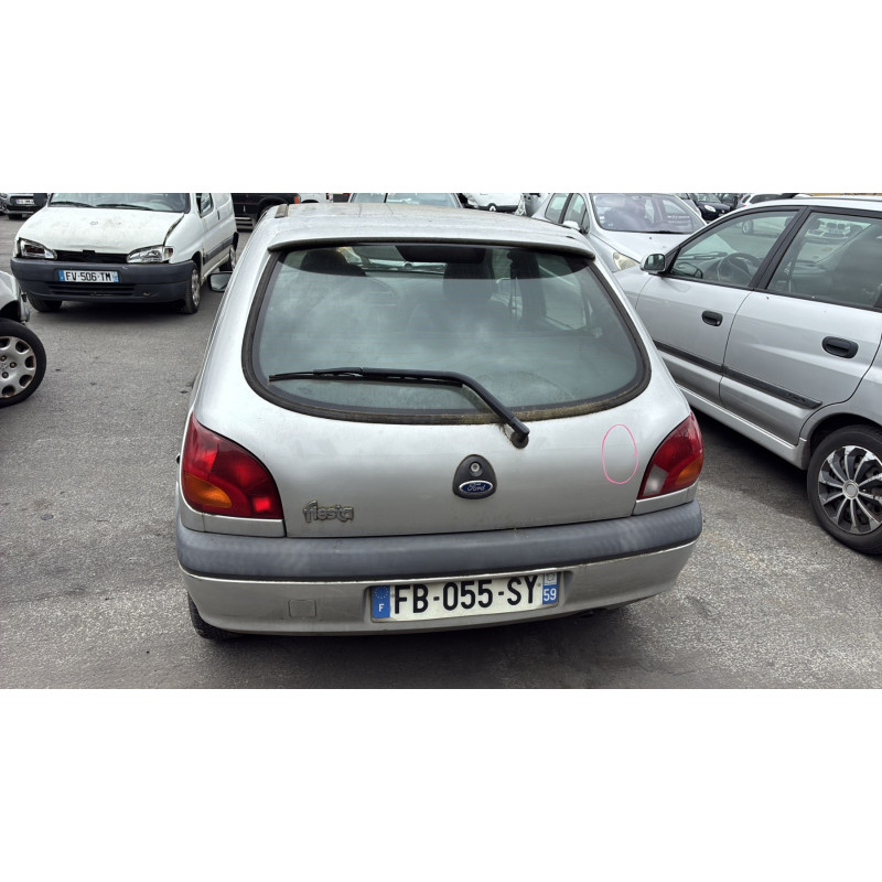 Retroviseur droit FORD FIESTA 4 Photo n°9