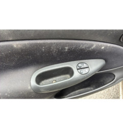 Retroviseur droit FORD FIESTA 4