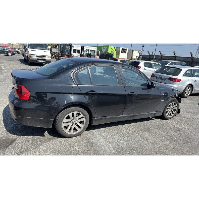 Pretensionneur de ceinture avant droit BMW SERIE 3 E90 Photo n°13