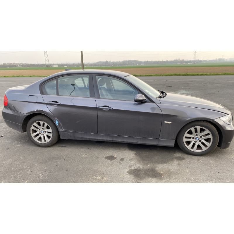 Pretensionneur de ceinture arriere droit BMW SERIE 3 E90 Photo n°11