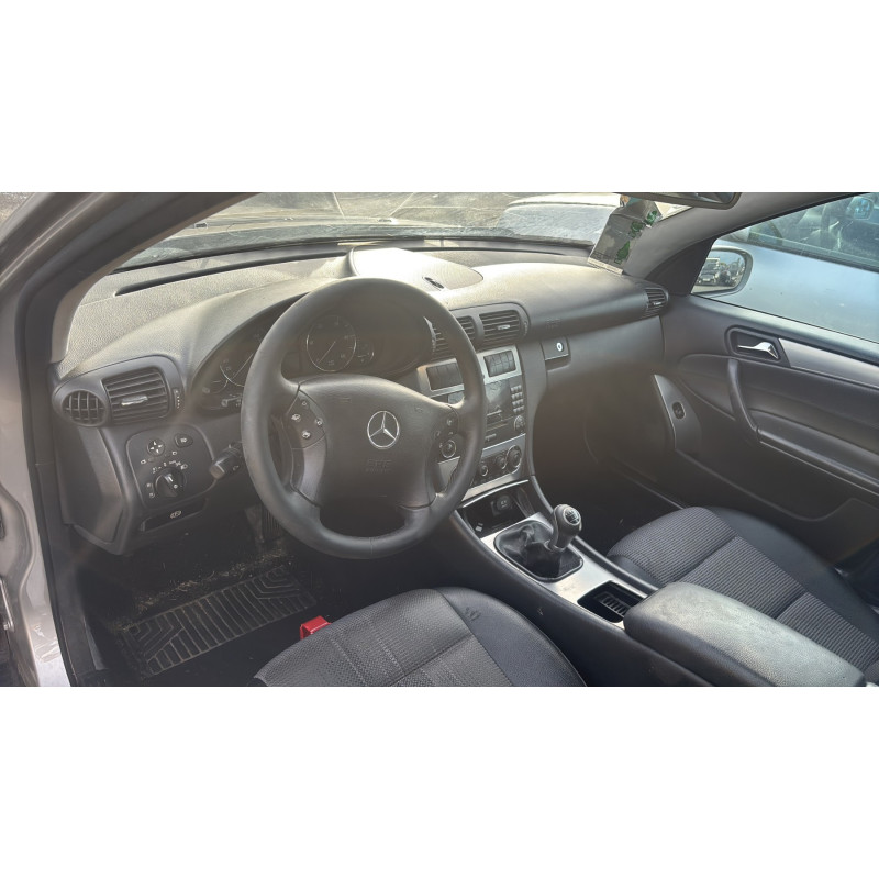 Retroviseur droit MERCEDES CLASSE C 203 Photo n°20