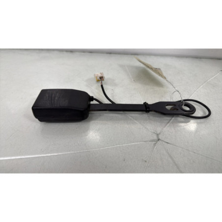 Attache ceinture avant gauche PEUGEOT 307