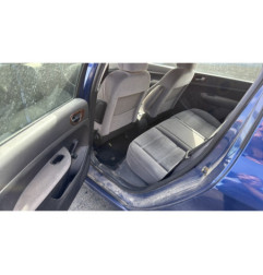 Attache ceinture avant gauche PEUGEOT 307